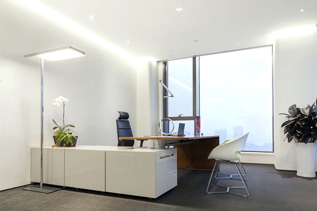 辦公設(shè)計(jì),純白辦公室裝修,裝修風(fēng)格,廣州裝修設(shè)計(jì)公司.jpg 辦公設(shè)計(jì),純白辦公室裝修,裝修風(fēng)格,廣州裝修設(shè)計(jì)公司.jpg