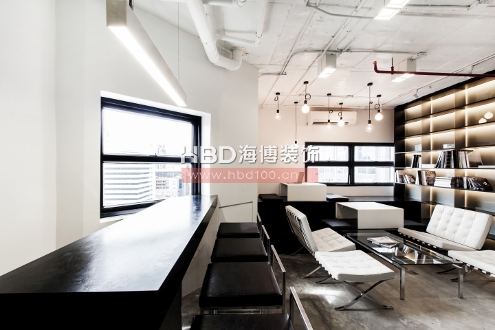 純黑白辦公設計,廣州裝修設計公司,辦公室裝修風格,海博裝飾.jpg 純黑白辦公設計,廣州裝修設計公司,辦公室裝修風格,海博裝飾.jpg