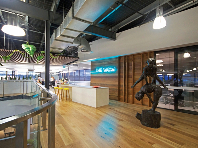 玩具公司辦公室設(shè)計,廣州辦公室裝修,廣州裝飾公司,海博裝飾.jpg 玩具公司辦公室設(shè)計,廣州辦公室裝修,廣州裝飾公司,海博裝飾.jpg