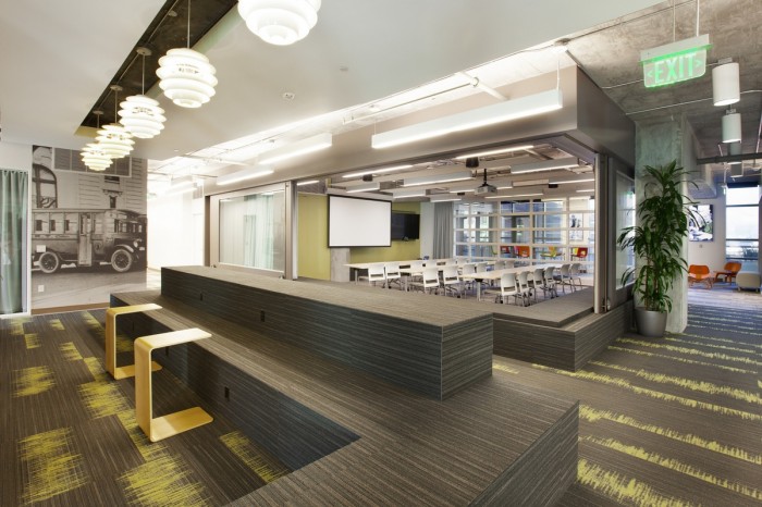 工業風辦公室設計,loft工業風設計,廣州裝飾公司,海博裝飾.jpg 工業風辦公室設計,loft工業風設計,廣州裝飾公司,海博裝飾.jpg