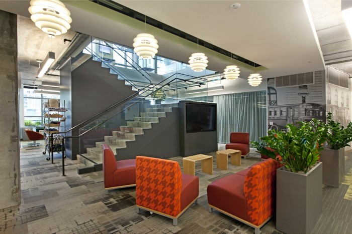 loft風(fēng)格辦公室設(shè)計(jì),廣州辦公室裝修,辦公室裝修設(shè)計(jì)風(fēng)格,廣州裝修公司.jpg loft風(fēng)格辦公室設(shè)計(jì),廣州辦公室裝修,辦公室裝修設(shè)計(jì)風(fēng)格,廣州裝修公司.jpg