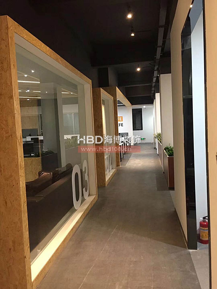 簡(jiǎn)約辦公室設(shè)計(jì),廣州辦公室裝修,廣州裝修公司,海博裝飾.jpg 簡(jiǎn)約辦公室設(shè)計(jì),廣州辦公室裝修,廣州裝修公司,海博裝飾.jpg