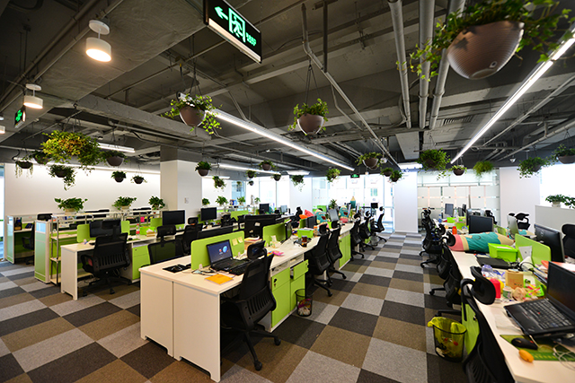 廣州辦公室裝修,辦公室裝修風(fēng)格,廣州裝飾公司,開放式辦公室.JPG