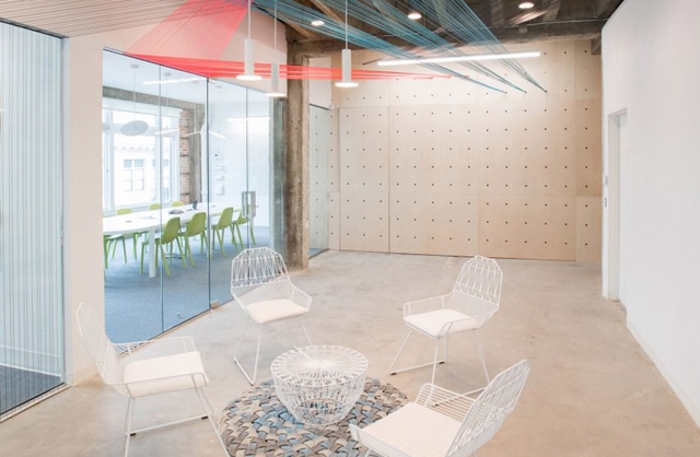 辦公室裝修設(shè)計(jì),廣州辦公室裝修,辦公室設(shè)計(jì)風(fēng)格,廣州裝飾公司.jpg 辦公室裝修設(shè)計(jì),廣州辦公室裝修,辦公室設(shè)計(jì)風(fēng)格,廣州裝飾公司.jpg