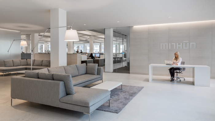 簡約辦公室設計,美妝行業辦公設計,廣州裝飾公司,海博裝飾.jpg 簡約辦公室設計,美妝行業辦公設計,廣州裝飾公司,海博裝飾.jpg