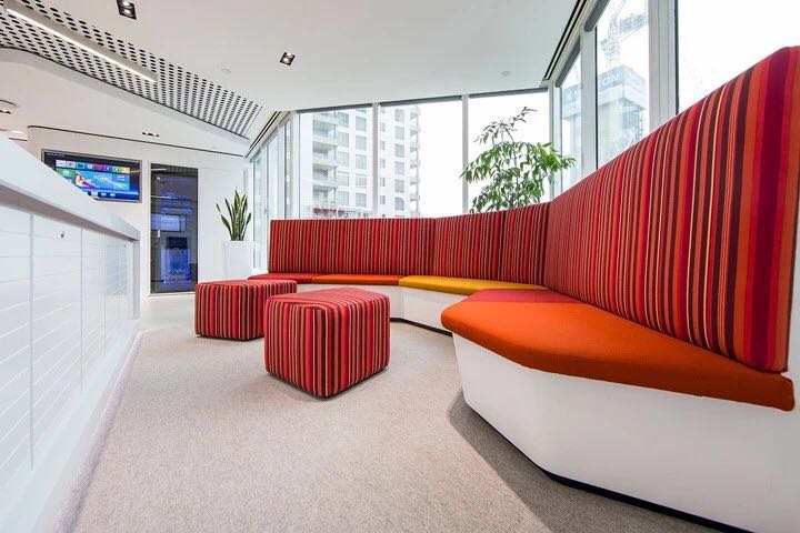 科技公司辦公室設計裝修.jpg 科技公司辦公室設計裝修.jpg