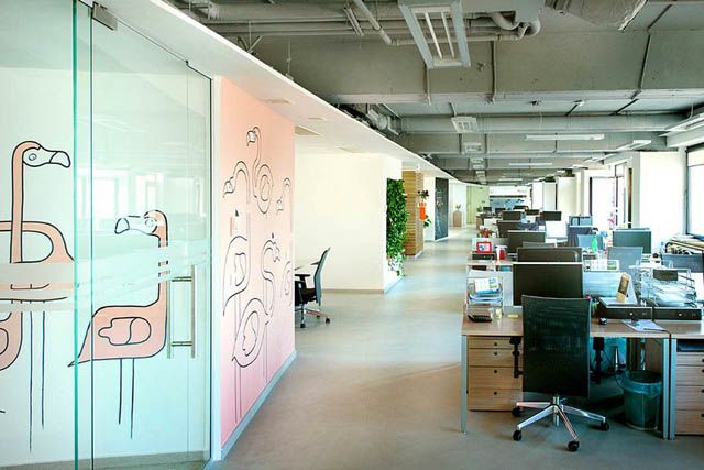 廣告創(chuàng)意公司辦公室裝修設(shè)計(jì).jpg 廣告創(chuàng)意公司辦公室裝修設(shè)計(jì).jpg