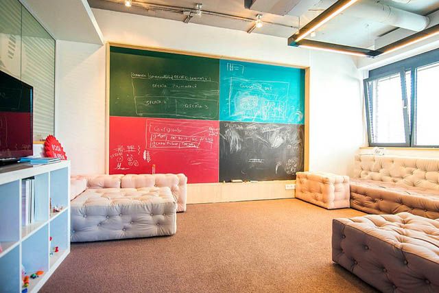 廣告創(chuàng)意公司辦公室裝修設(shè)計(jì).jpg 廣告創(chuàng)意公司辦公室裝修設(shè)計(jì).jpg