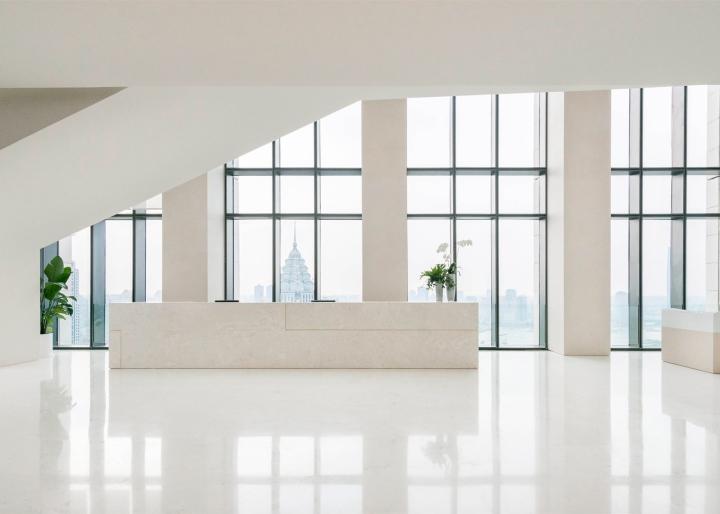 現(xiàn)代簡約風(fēng)格辦公室裝修設(shè)計.jpg 現(xiàn)代簡約風(fēng)格辦公室裝修設(shè)計.jpg