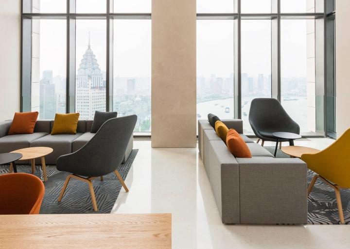 現(xiàn)代簡約風(fēng)格辦公室裝修設(shè)計.jpg 現(xiàn)代簡約風(fēng)格辦公室裝修設(shè)計.jpg