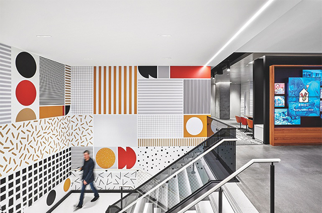 麥當勞總部辦公樓裝修設計.jpg 麥當勞總部辦公樓裝修設計.jpg